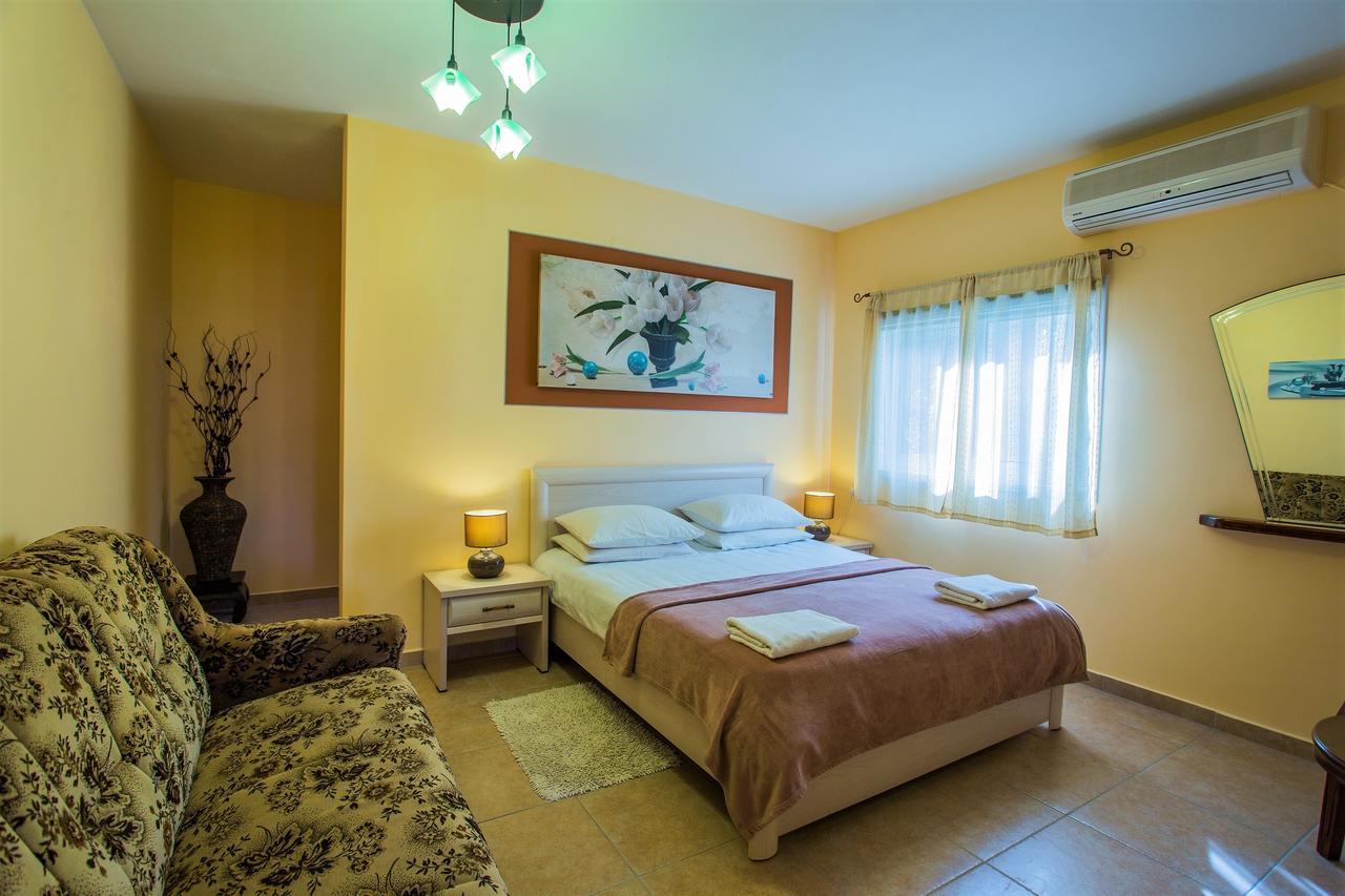 Dead Sea Sun Guest House Арад Екстер'єр фото