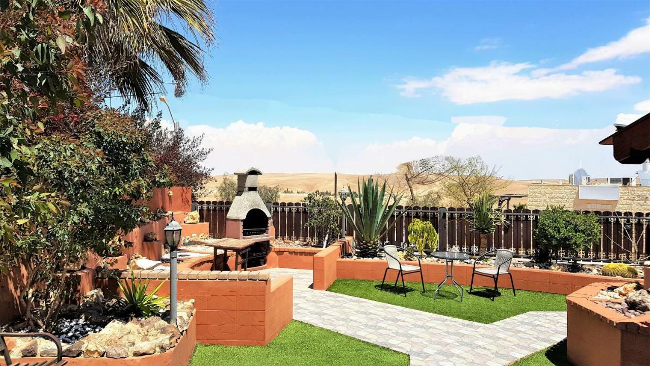 Dead Sea Sun Guest House Арад Екстер'єр фото