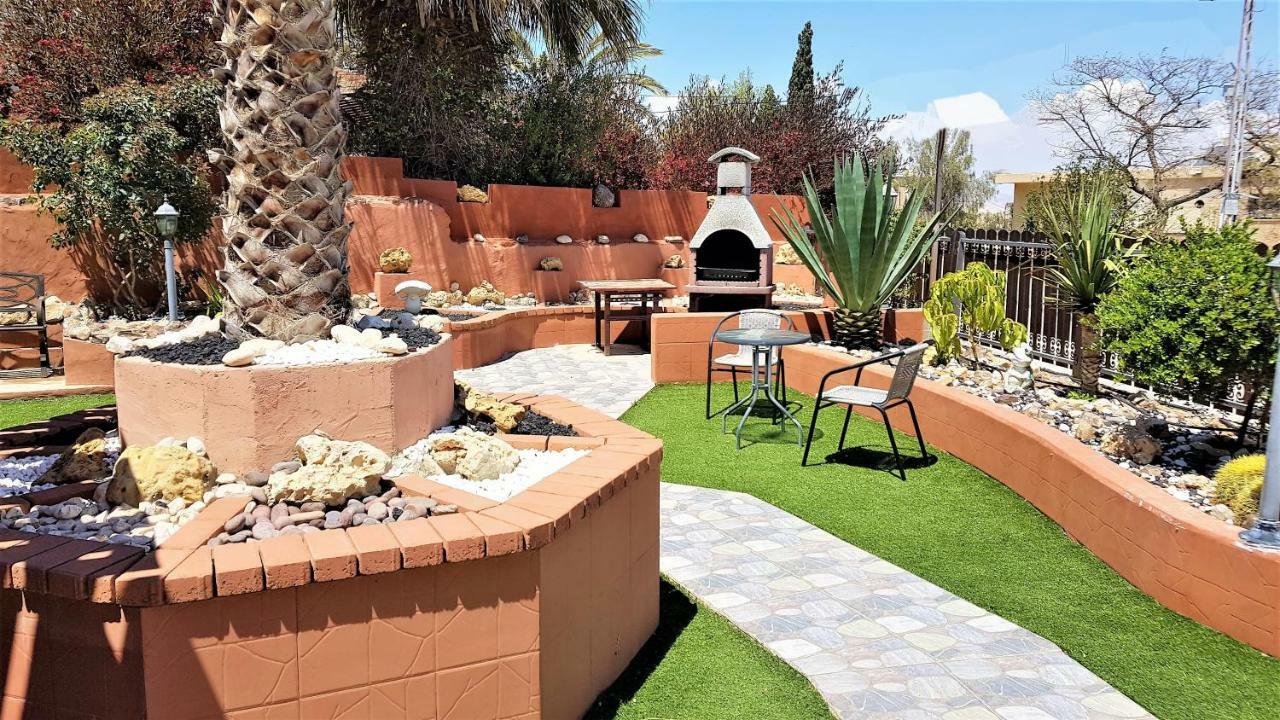 Dead Sea Sun Guest House Арад Екстер'єр фото